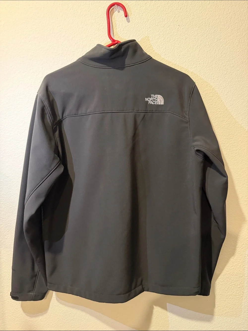 The North Face Men's Black Soft Shell Jacket with Chest Zip